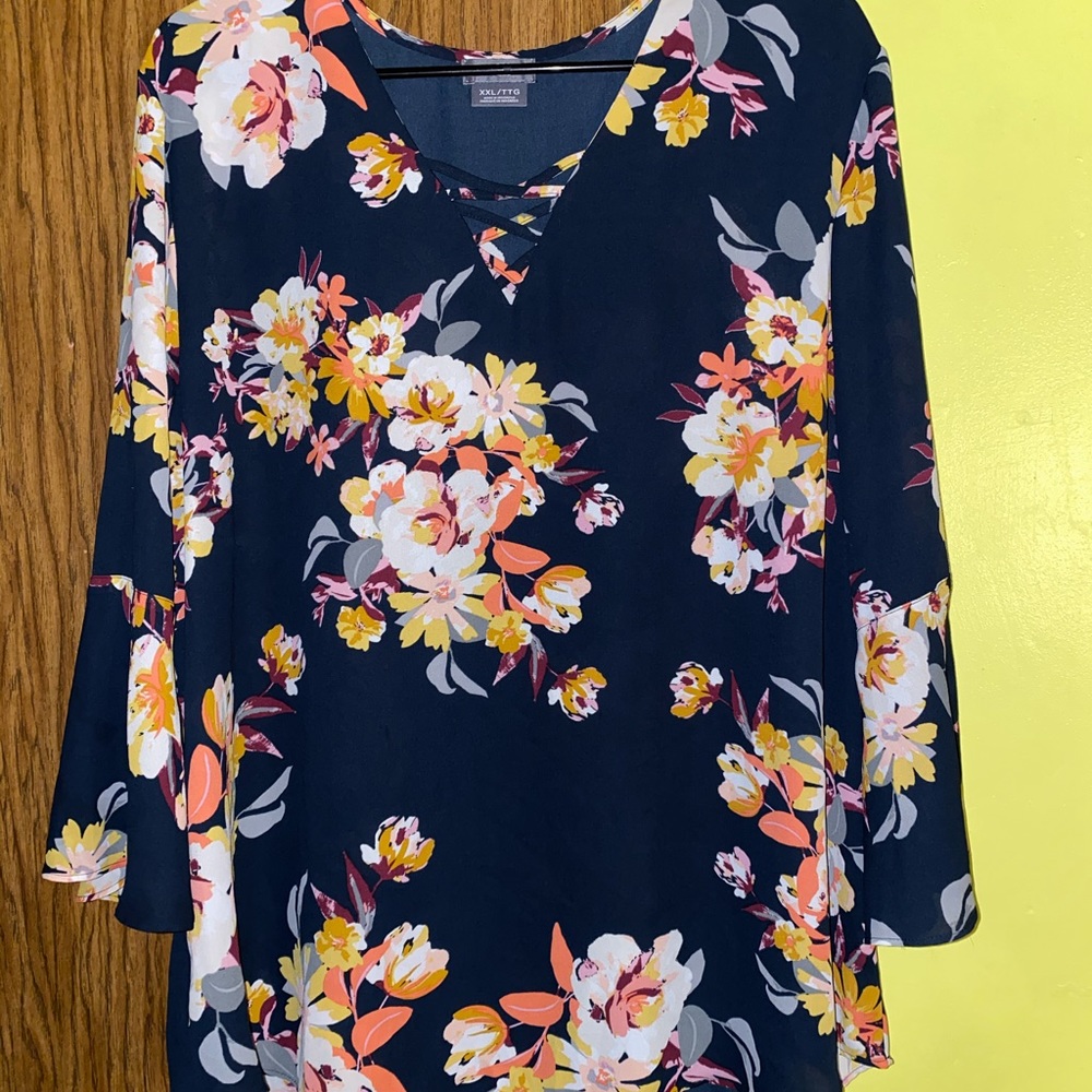 Women’s plus size blouse
